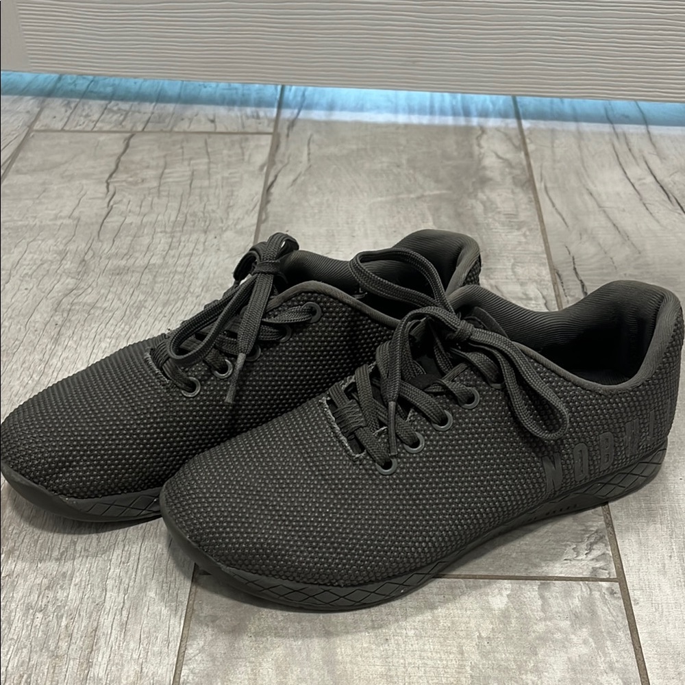 NOBULL Black Athletic Shoes Minimalist Design